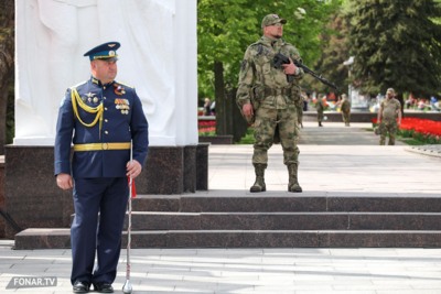 В Белгородской области спецотряду «Орлан» передали боевое знамя
